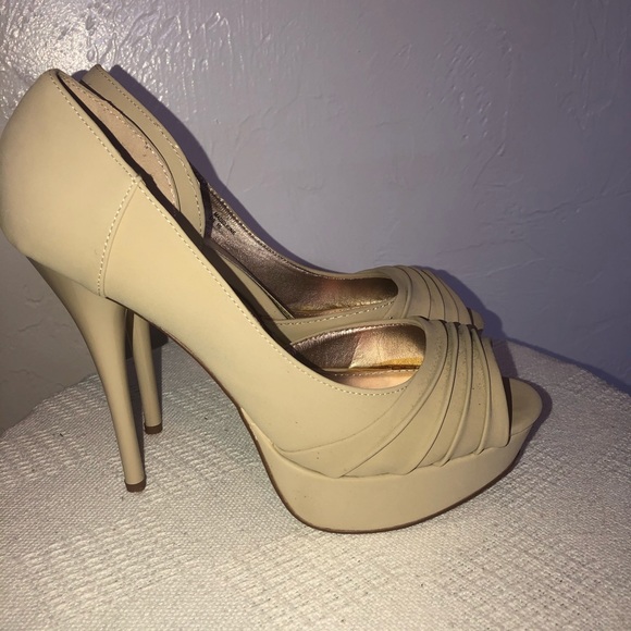 Platform Peep Toe Heels - Picture 5 of 9